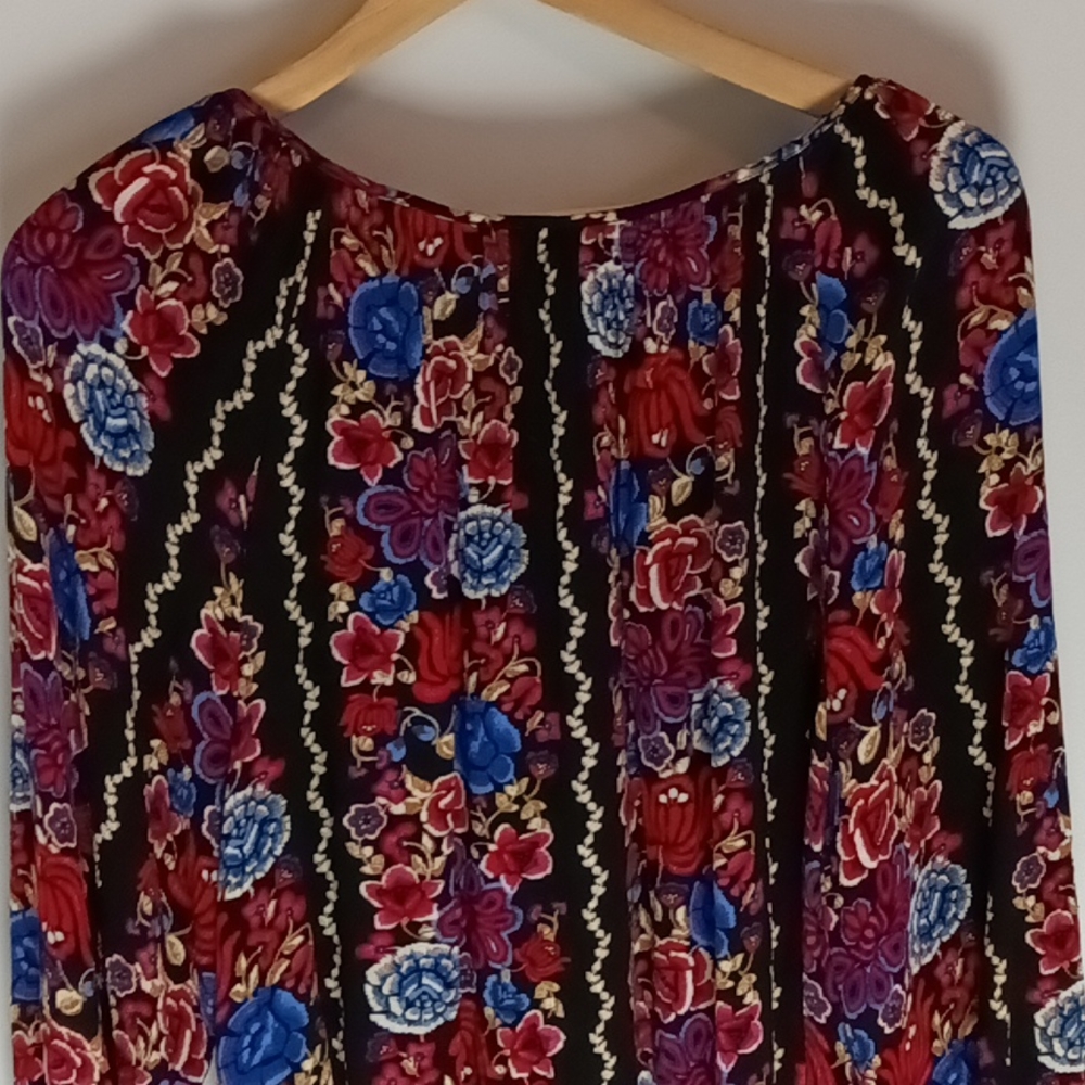 Ruby Rd. Floral Top - Picture 10 of 13